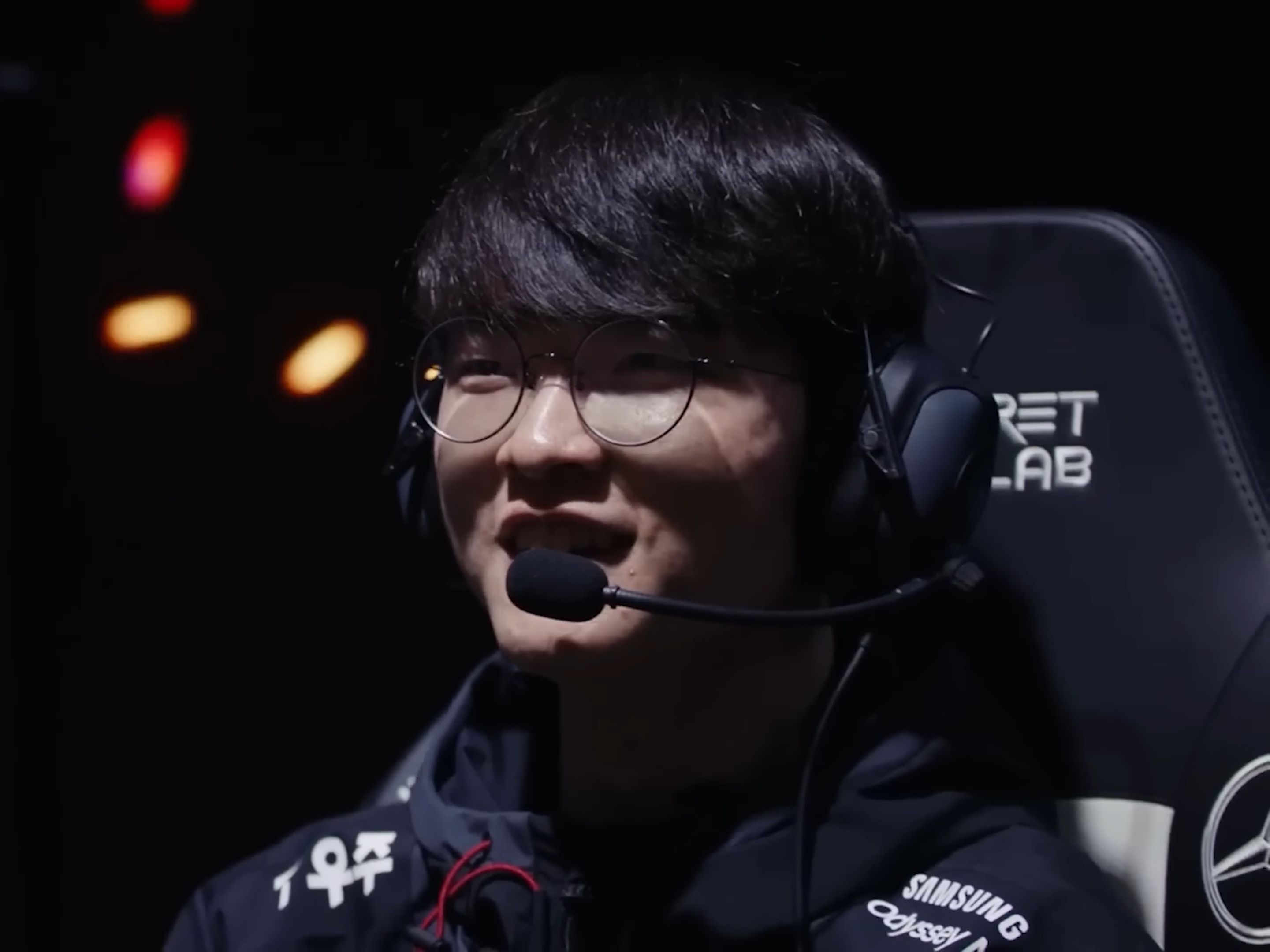 创造奇迹，C9首轮全败，如今却从A组突围晋级