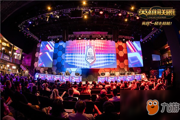 全球先锋赛首日预告的官方公告： Top Esports 将对阵 Hanwha Life Esports ，一场强强对决，争取一个良好的开局