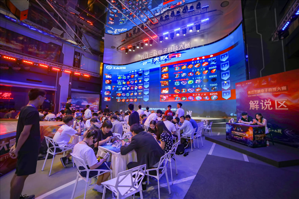 sheer ：Faker是自己电竞榜样 特别纯粹的选手